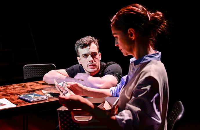 Marco Salvadori, Ivana Vaňková (MdB - NE/NORMÁLNÍ)