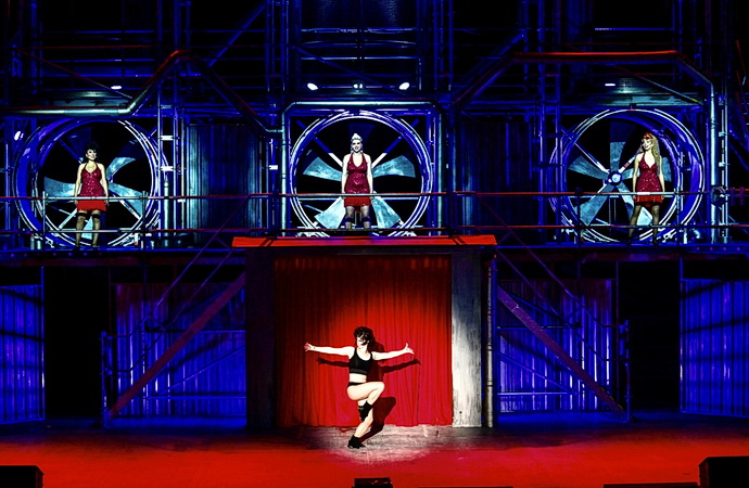 Ann Sophie Dürmeyer (Flashdance)