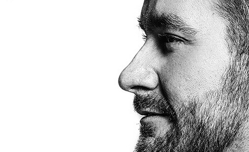 Marek Ztracený na přebalu singlu Pomalu