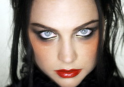 Zpvaka Amy Lee (Evanescence)