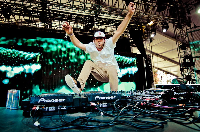 DJ Borgore