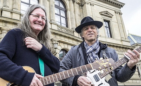 Ivan Hlas a Janek Ledecký (Foto: Symphonic Tour 2019)