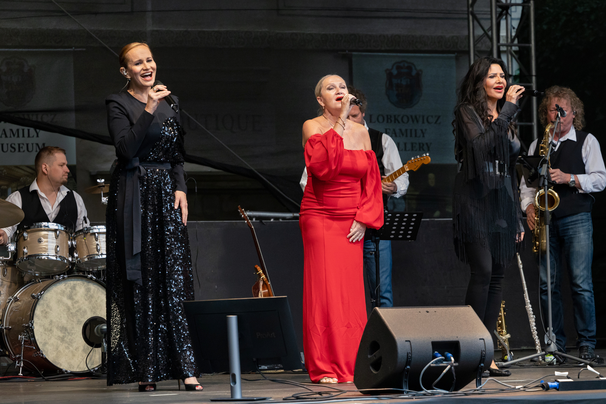 M. Absolonová, B. Basiková a I. Csáková na Kleopatry Tour
