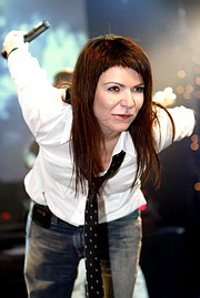 Zpěvačka Anna K.