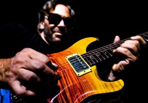AL DI MEOLA