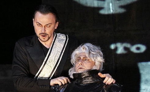 Štefan Kocán (Mefistofeles) a Daniel Magdal (Faust)