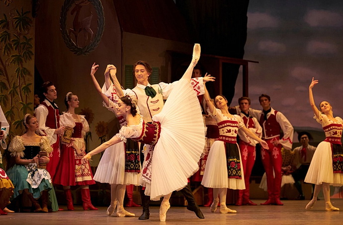 Marianela Nnez a Vadim Muntagirov (Foto: Bill Cooper)