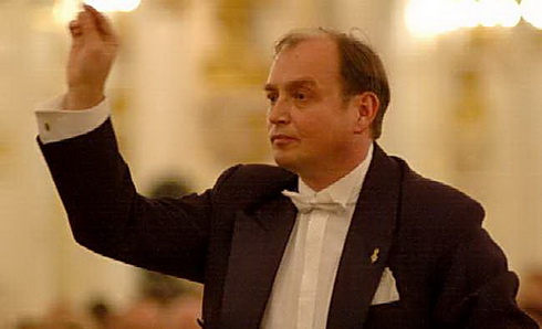 Dirigent Leo Svrovsk