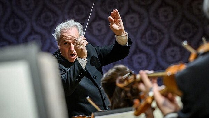 Jarní hvězdy České filharmonie živě