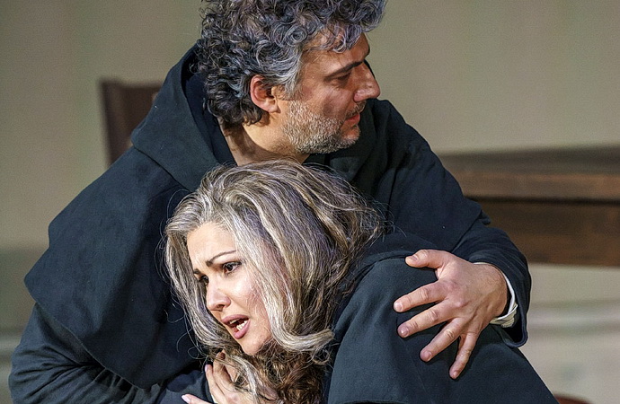 Jonas Kaufmann a Anna Netrebko (G. Verdi: Síla osudu)