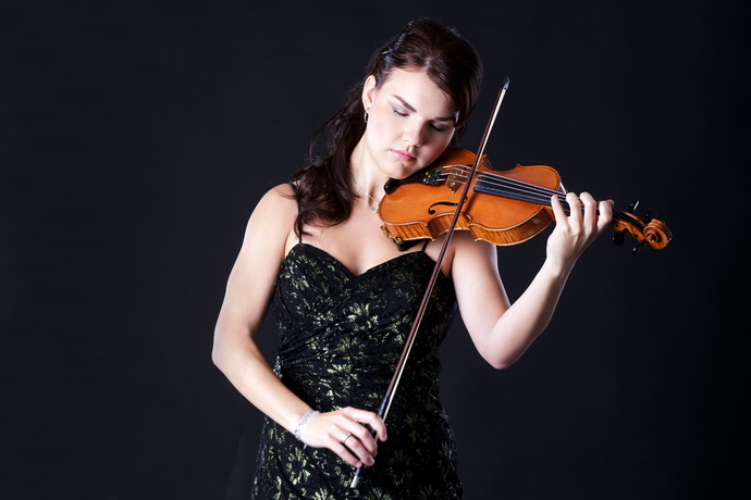Houslistka Olga Šroubková (Zdroj M. Martinů)
