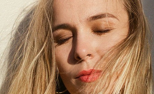 Elsa Dreisig na p�ebalu alba