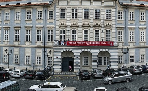 Lichtenštejnský a Hartigovský palác