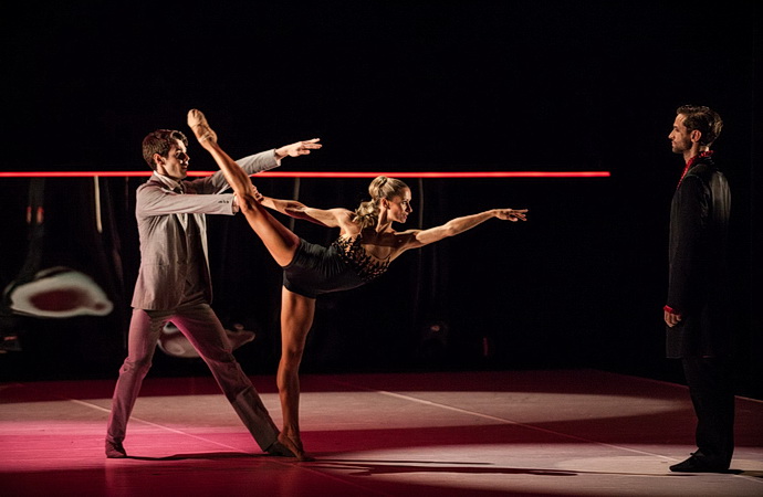 Black and White (NdB)