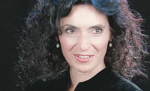 Irena Troupová na obálce HR 01/2019