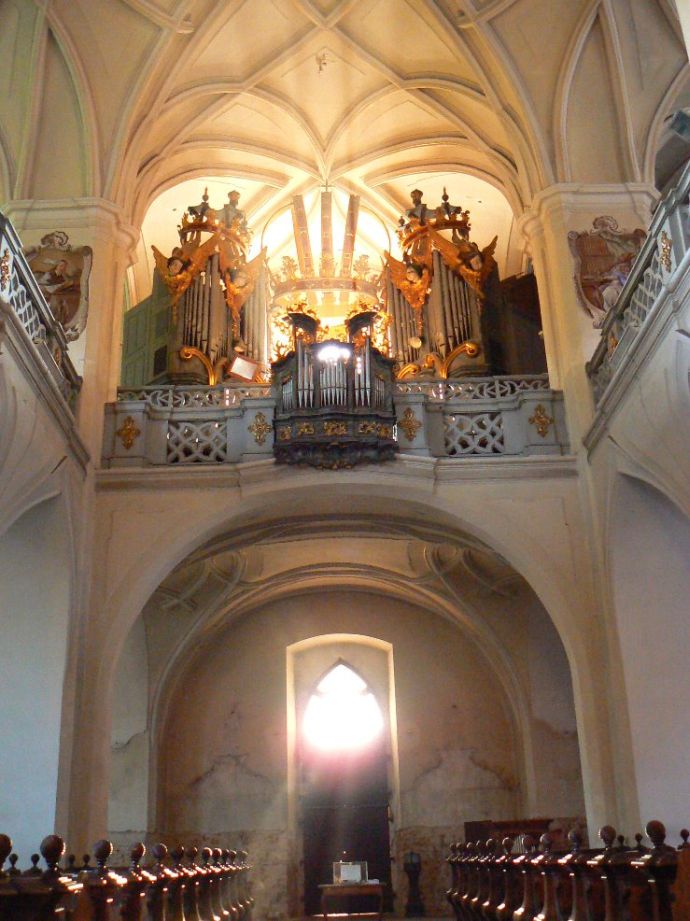 eliv - interir kostela