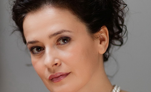 Simona Houda Šaturová
