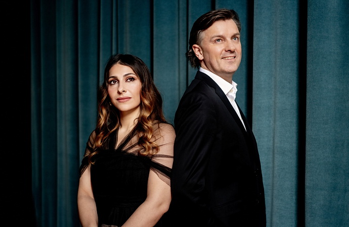 Bella Adamov� a Tom� Netopil