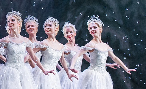 Louskáček - The Nutcracker (Foto: Tristram Kenton)