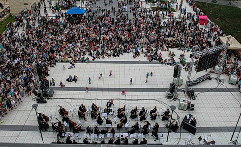 Piazzetta Janáčkova divadla