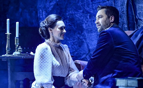 J. Š. Kačírková a R. Samek (La bohème)