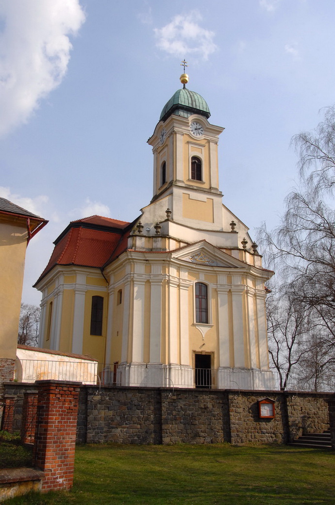 Kostel Vech svatch v Dobromilicch