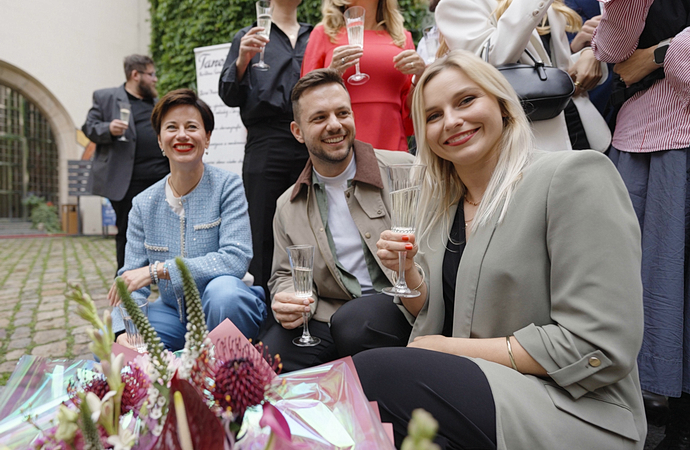 Z TK Roztanen divadlo