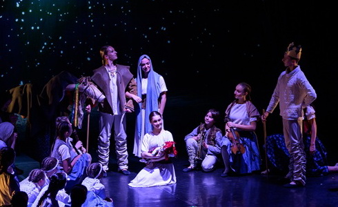 Nebe na zemi (Balet Praha Junior)    