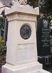 Pomník Josefa Slavíka