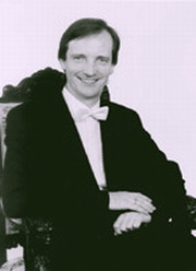 Dirigent Oliver Dohnnyi