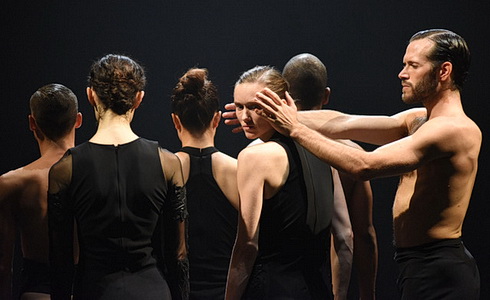 L-E-V Dance Company - OCD Love (Foto: Regina Brocke)