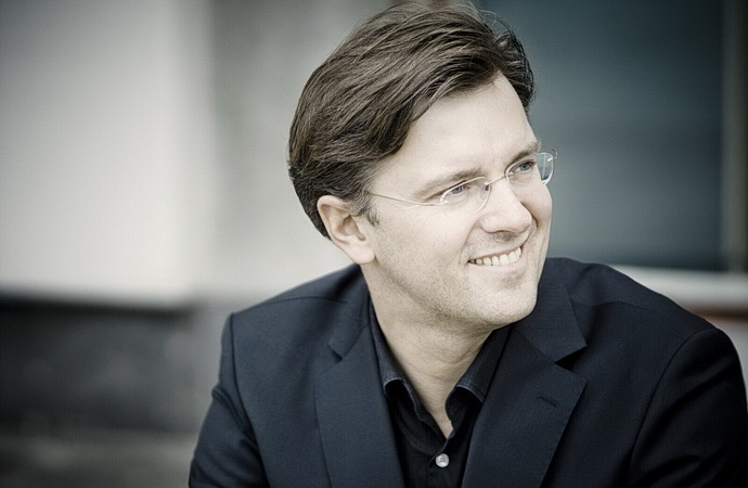 Tomáš Netopil (Foto: Marco_Borggreve)
