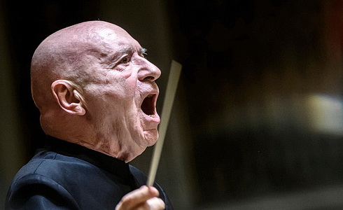 Christoph Eschenbach v Obecnm dom