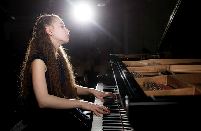 Nora Lubbadov