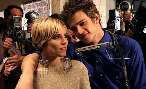Warholka (Factory Girl)