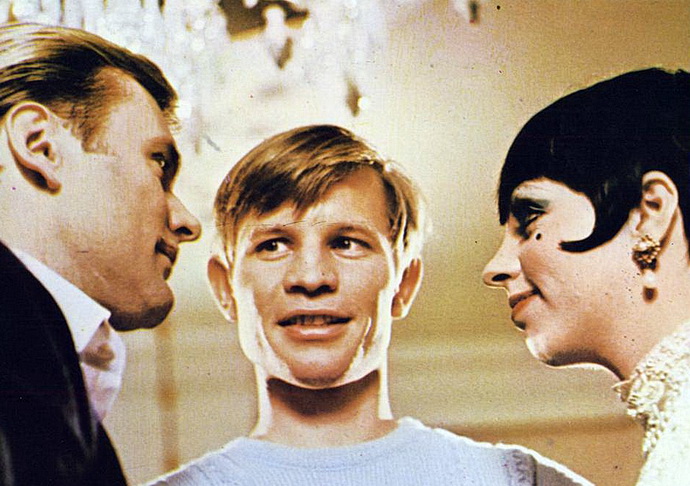 Michael York  (Kabaret)