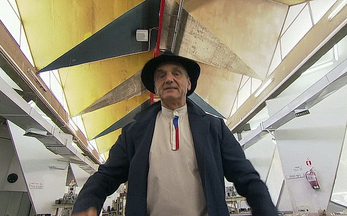 David Vávra (Izrael – Alfred Neumann)
