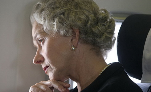 Helen Mirrenová (Královna)