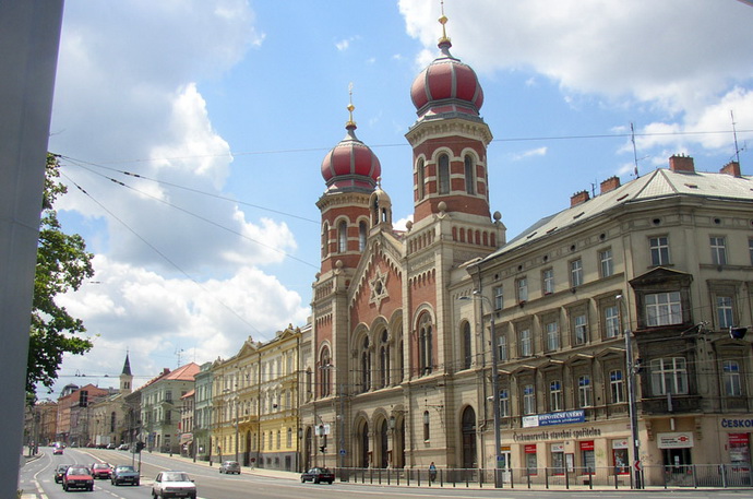 Deset stolet architektury: Plzesk synagoga