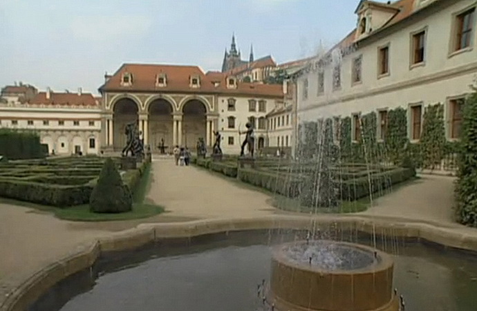 Valdštejn stavebník