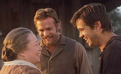 Kathy Bates, Gabriel Macht, Colin Farrell (Psanci Ameriky)