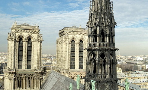Katedrála Notre Dame a její stavitelé