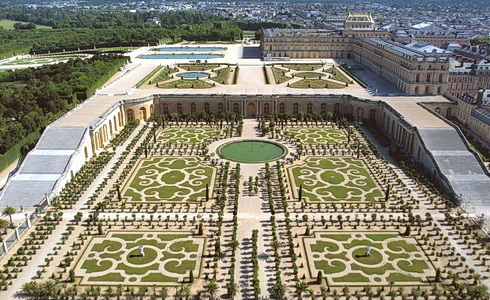 100 dní ve Versailles