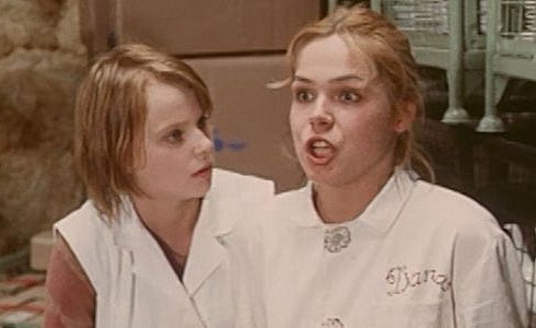 L. Ko��nkov� a D. Ve�krnov�