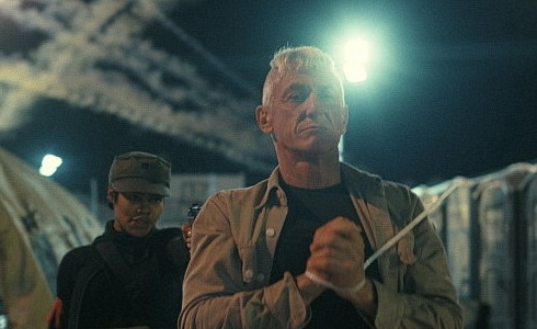 Sean Penn (Jedna bitva za druhou / Foto: Warner Bros)