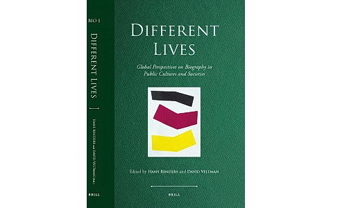 Přebal knihy Different Lives (Různé životy)