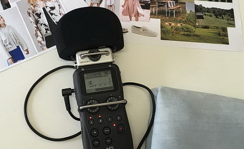 Radio Wave vizuál