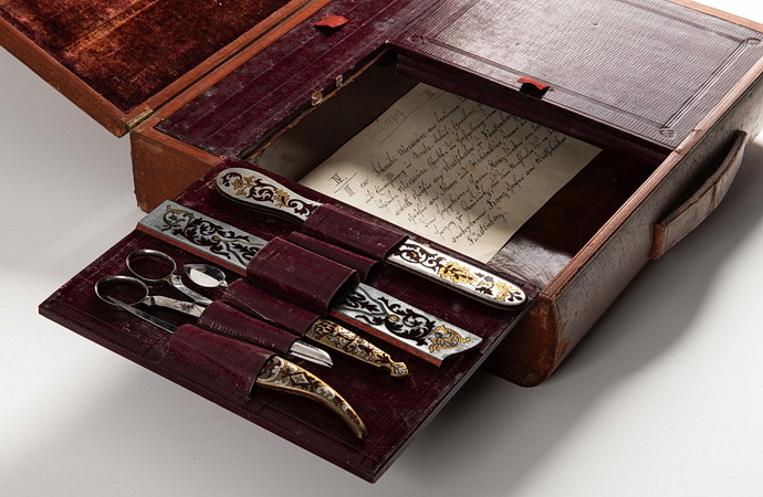 Od kalamáře k psacímu stroji