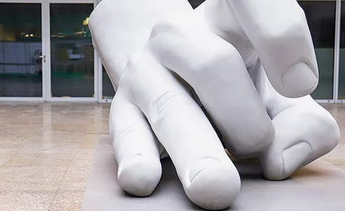 Monika V��ov� Hor�icov�: Ruka 