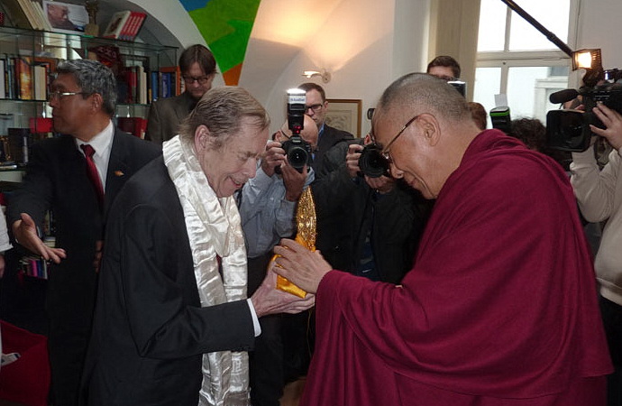 V objetí dalajlamy